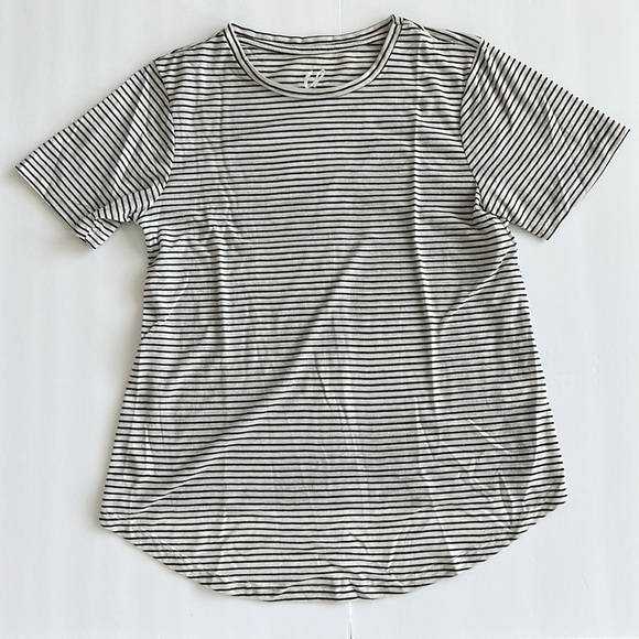 Charlotte Russe Tops - 💖 Charlotte Russe Green and White Striped T-shirt Sz S